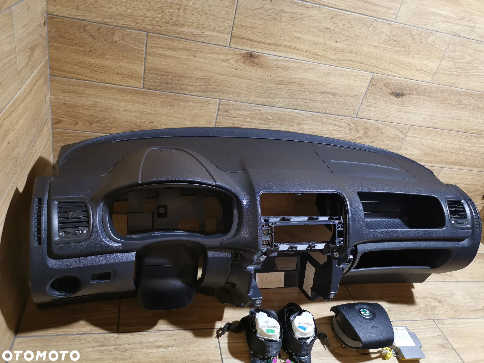 Sensor Airbag Deska Konsola Pasy  Skoda Fabia II 1C0909605 - 4