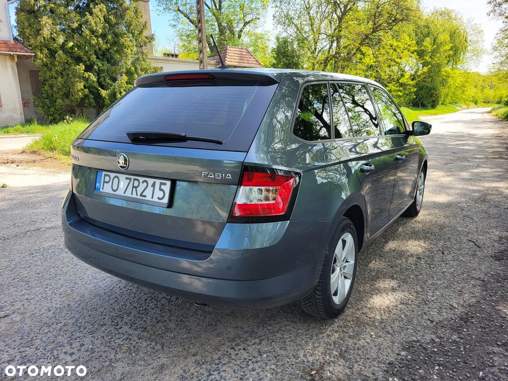 Skoda Fabia 1.2 TSI Ambition - 16