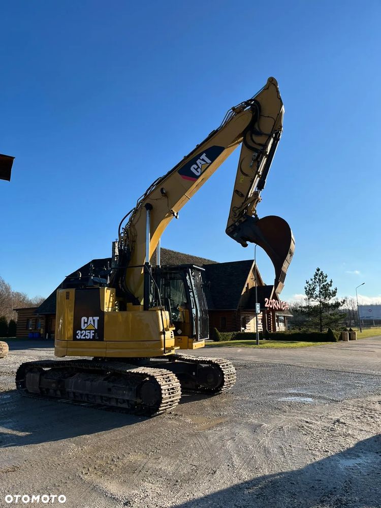 Caterpillar 325FLCR - 31