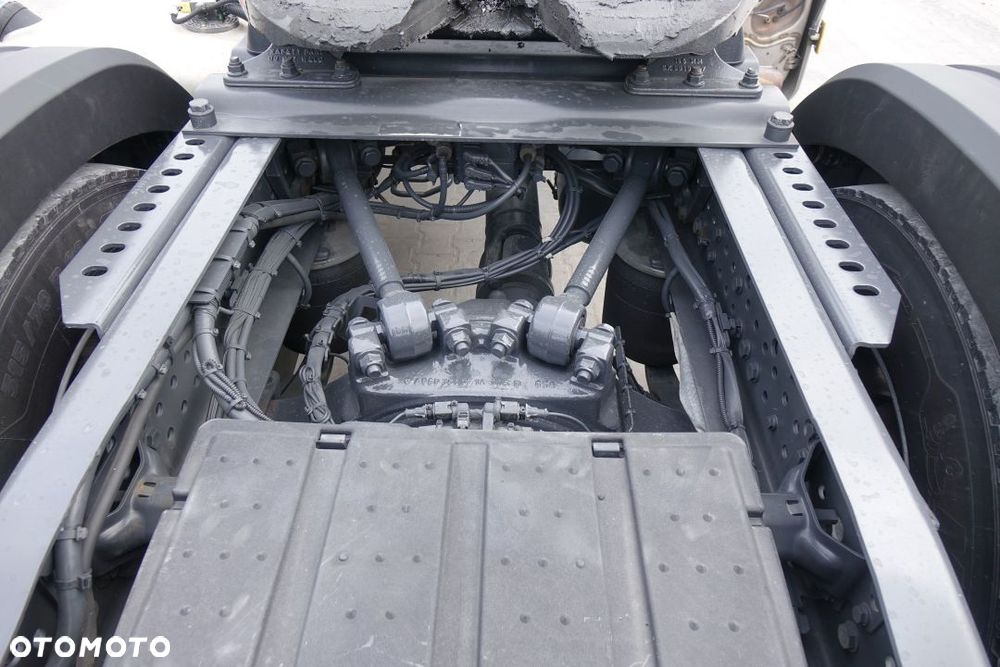 Mercedes-Benz ACTROS 1845 / STREAMSPACE /  STANDARD / AUTOMAT / EURO 6 / KLIMATYZACJA POSTOJOWA - 16