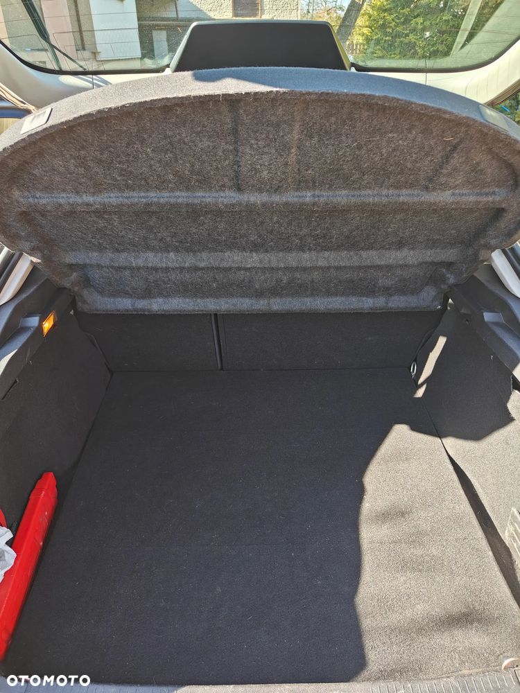 Renault Laguna 2.0 DCi Dynamique - 11