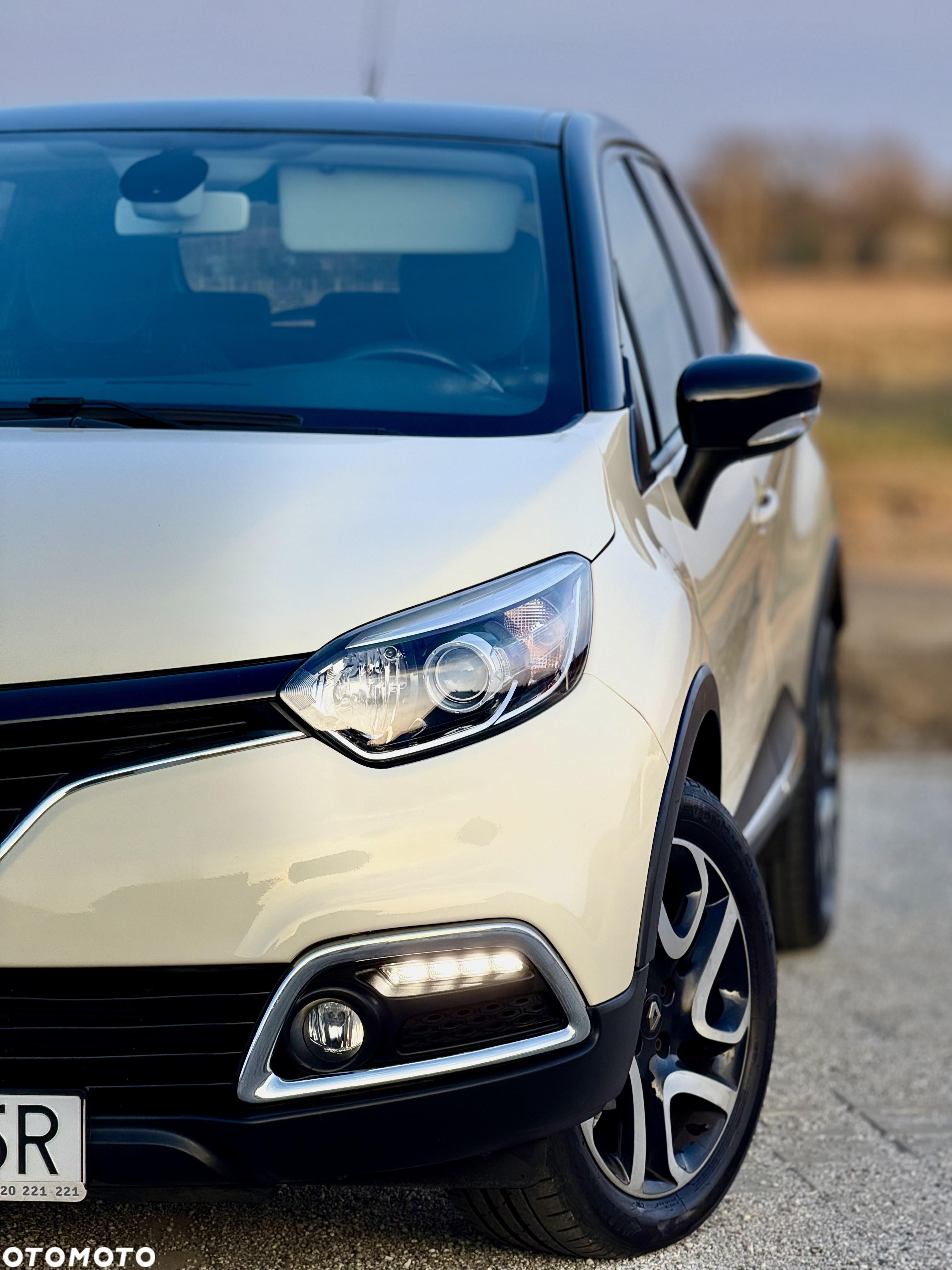 Renault Captur - 12