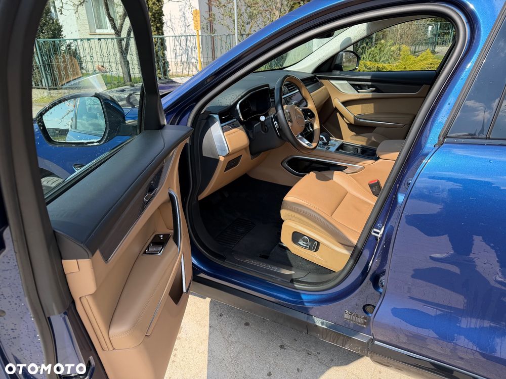 Jaguar F-Pace 2.0 D165 mHEV AWD R-Dynamic SE - 10