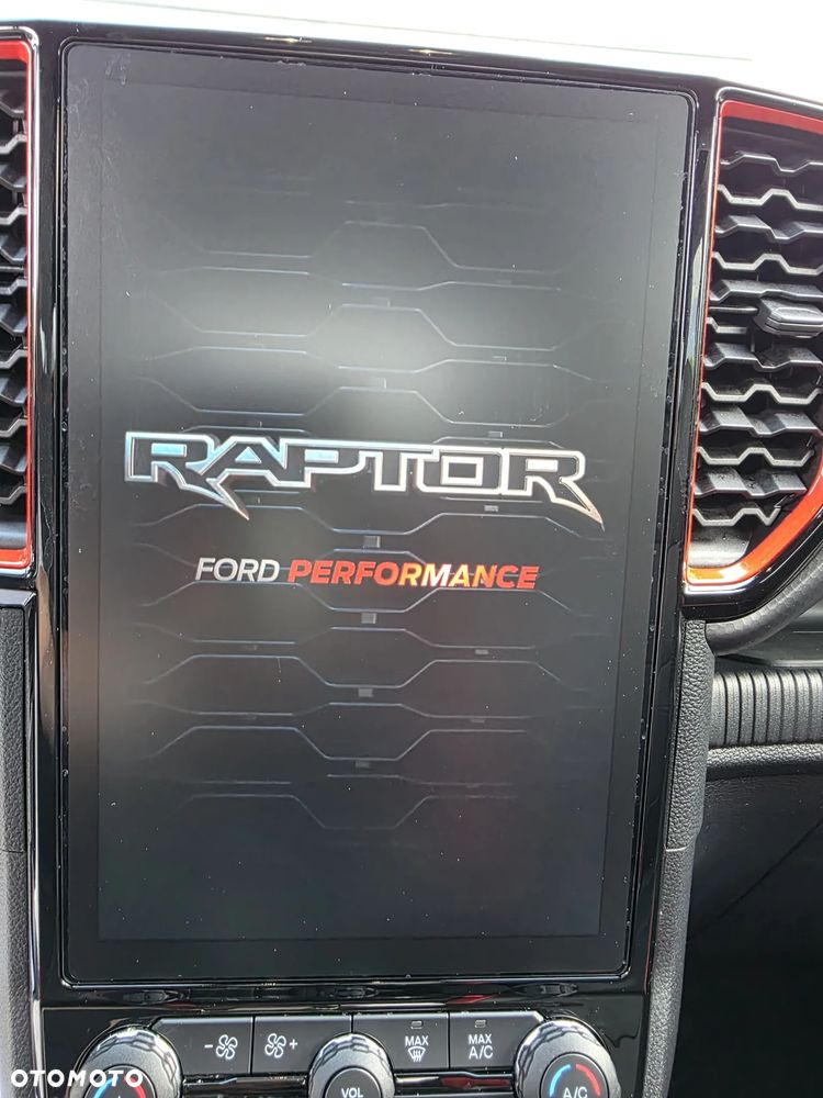 Ford Ranger Raptor - 30