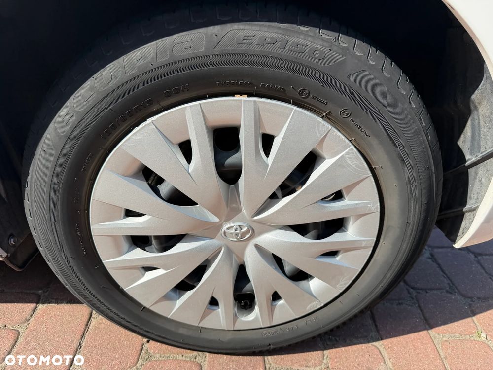 Toyota Yaris Hybrid 1.5 Active - 34