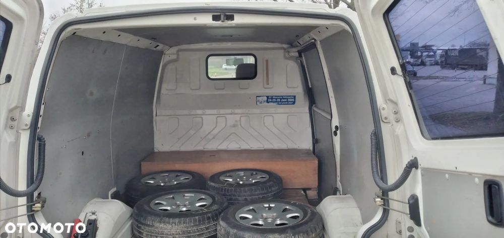 Volkswagen Transporter - 10