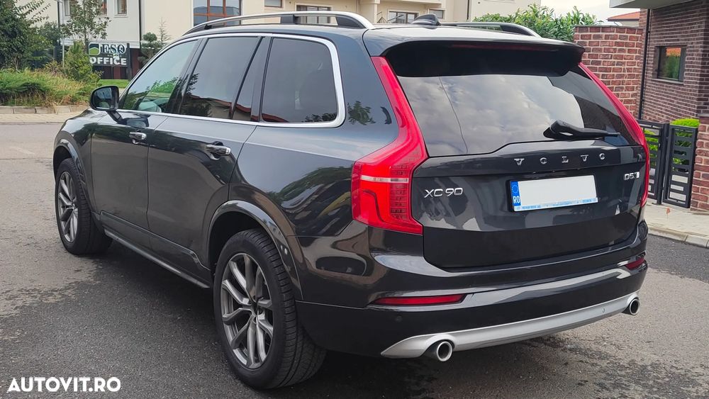 Volvo XC 90 D5 AWD Momentum - 8