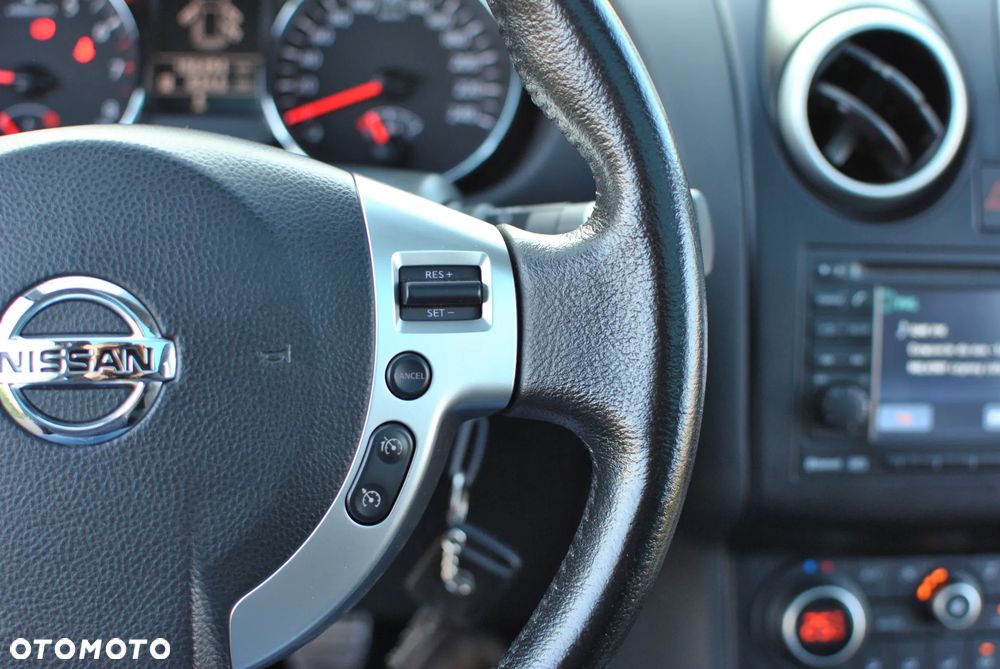 Nissan Qashqai 2.0 4x4 Tekna - 28