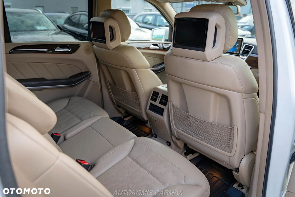 Mercedes-Benz GL - 25