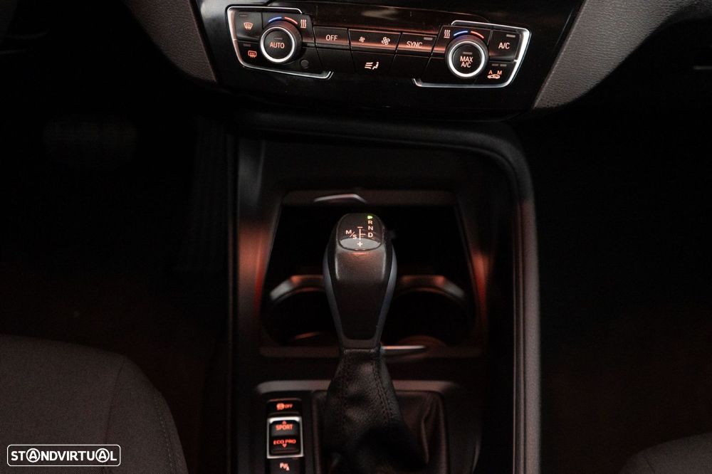 BMW X1 25 e xDrive Line Sport - 25
