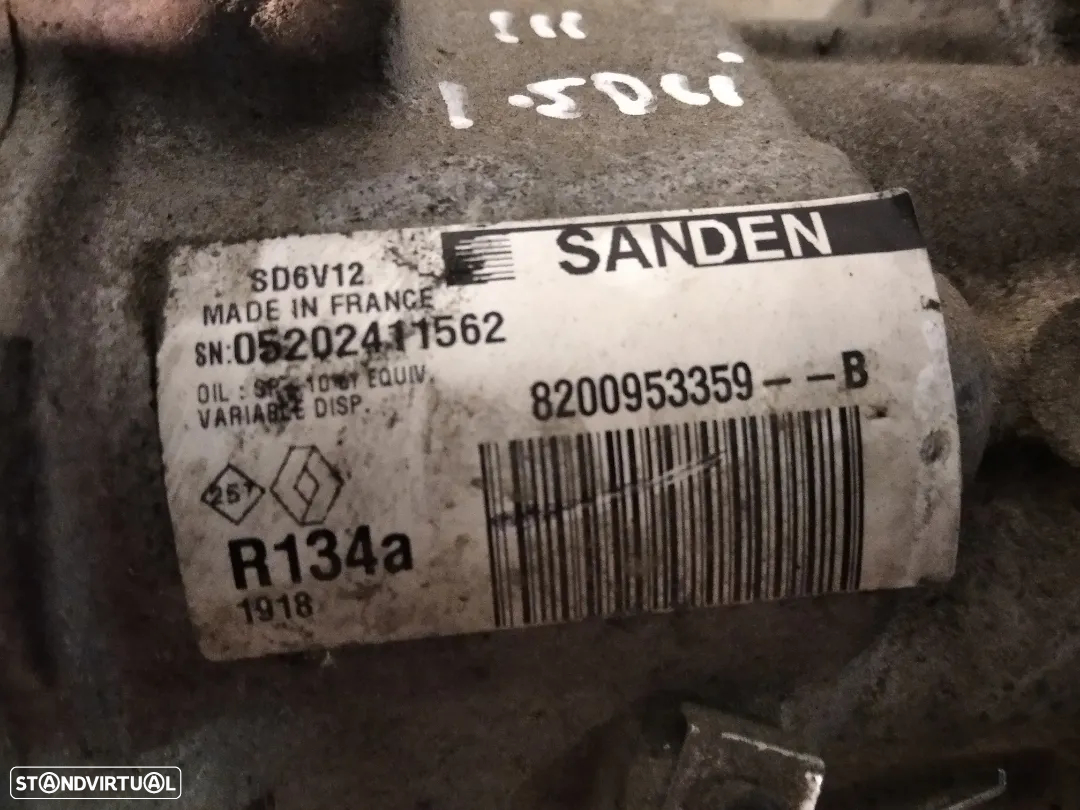 COMPRESSOR AC RENAULT CLIO III 1.5DCI 8200953359-B 8200953359-A - 2