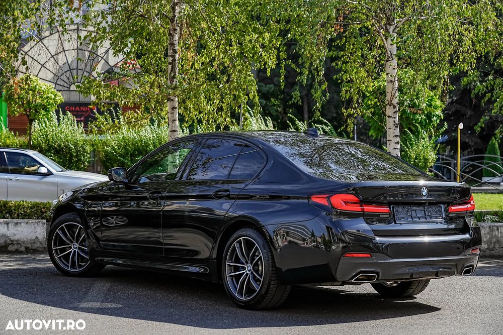 BMW Seria 5 530e Aut. M Sport Edition - 12