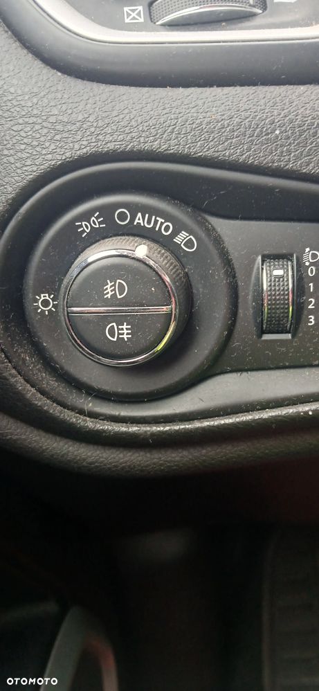 Jeep Renegade - 10