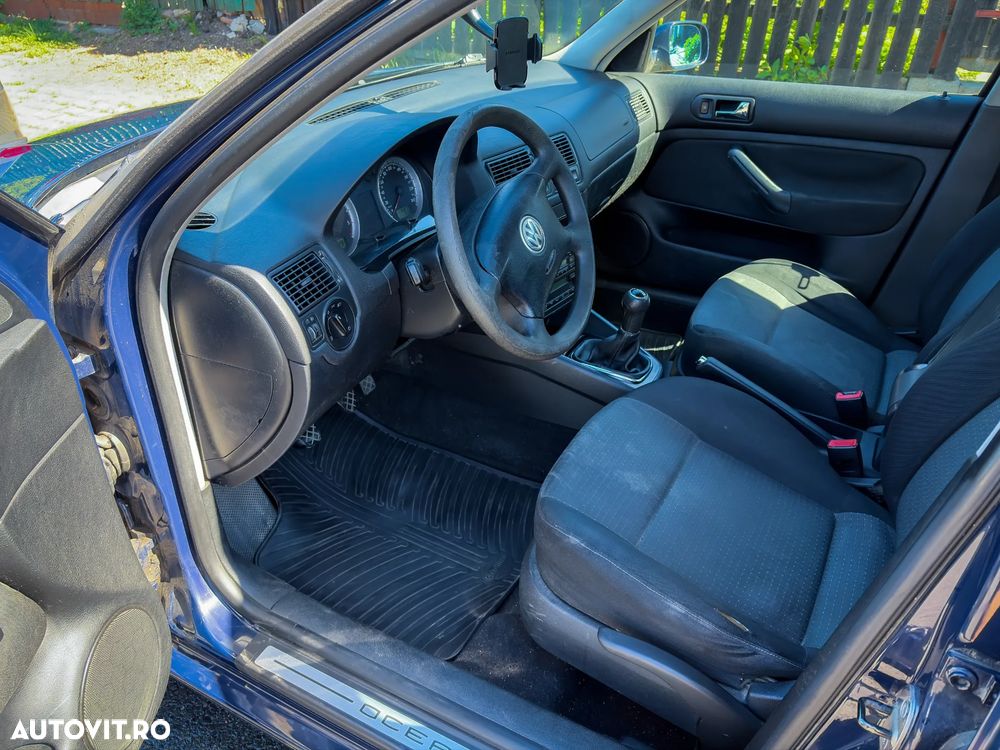 Volkswagen Golf 1.9 TDI - 12