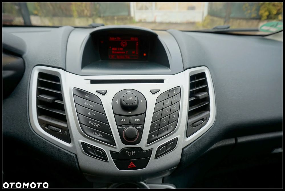 Ford Fiesta 1.25 Titanium - 18