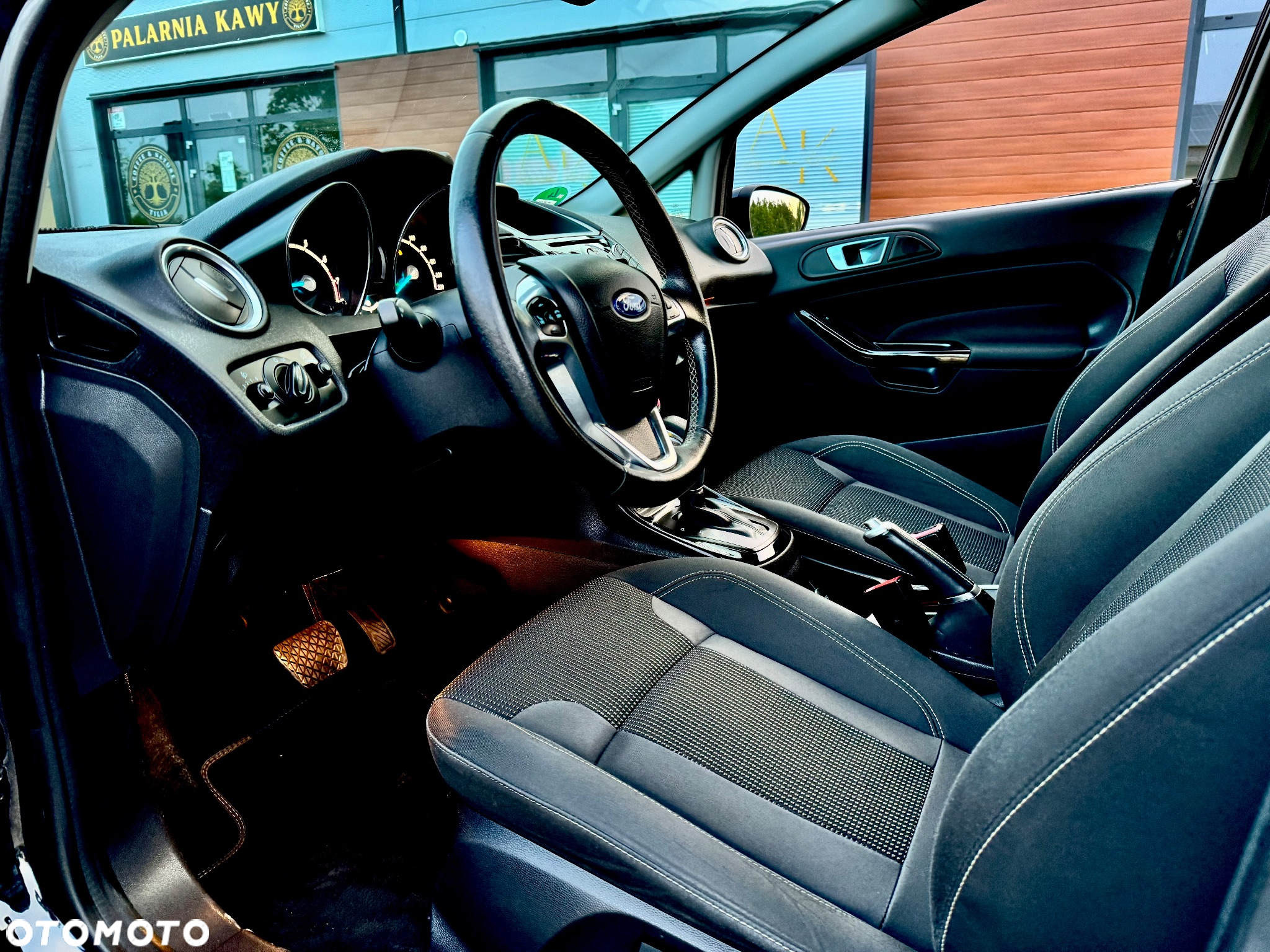 Ford Fiesta - 21