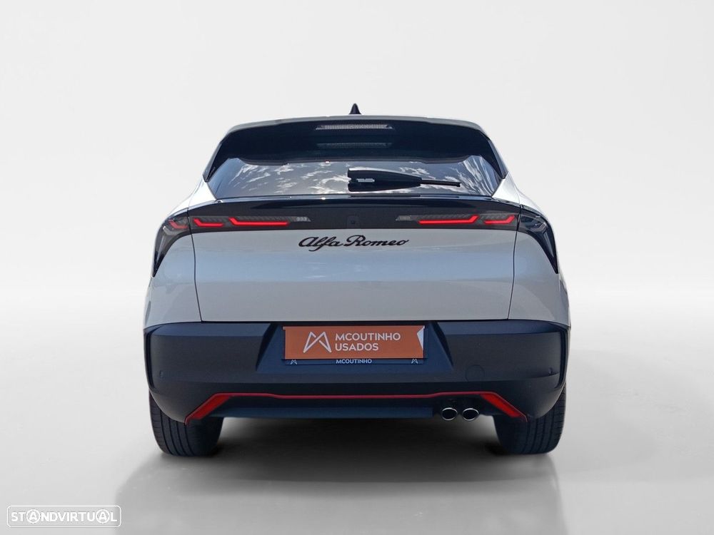 Alfa Romeo Junior 1.2 Speciale eDCT6 - 4