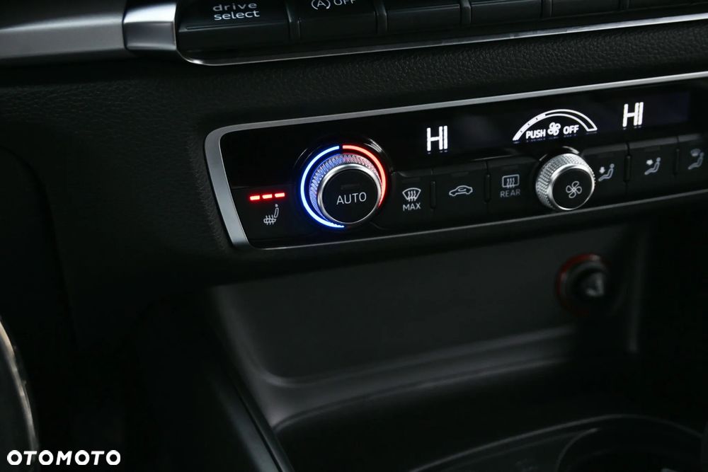 Audi A3 Sportback 2.0 TDI (clean diesel) quattro S tronic S line Sportpaket - 36