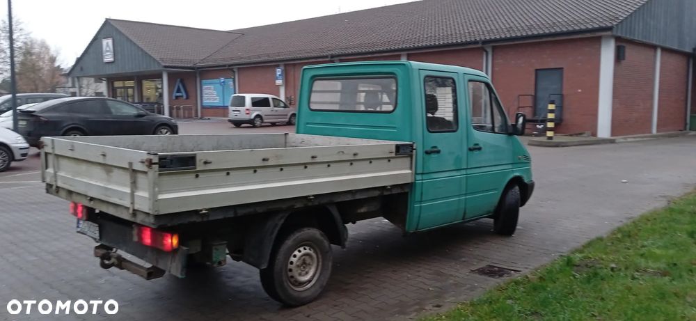 Mercedes-Benz Sprinter 208 - 5