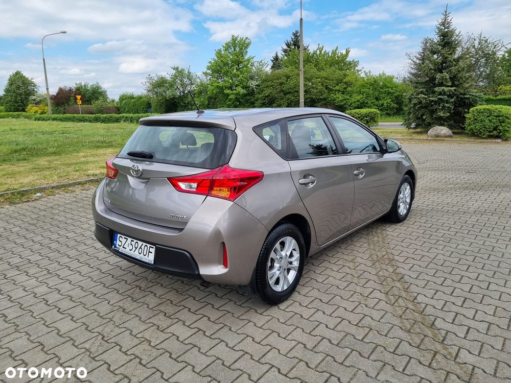 Toyota Auris 1.33 VVT-i Active - 8