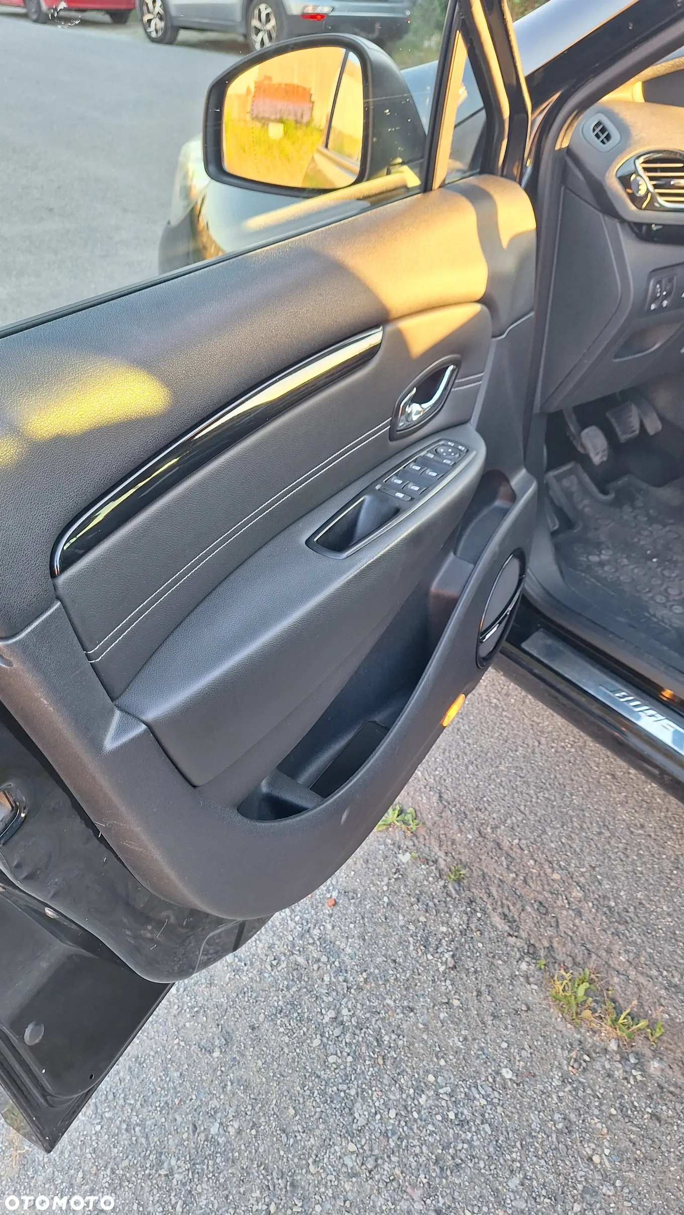 Renault Scenic 1.6dCi Energy Bose Edition - 16