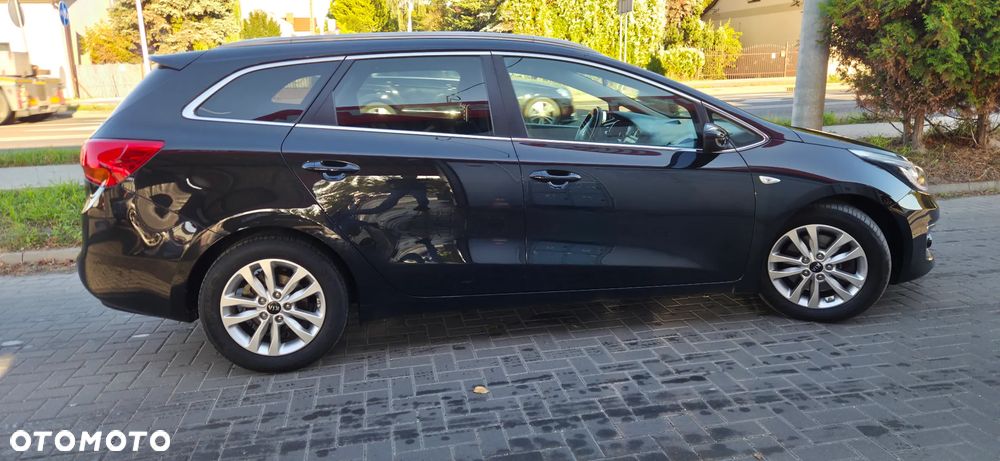Kia Ceed 1.0 T-GDI 100 OPF Vision - 17