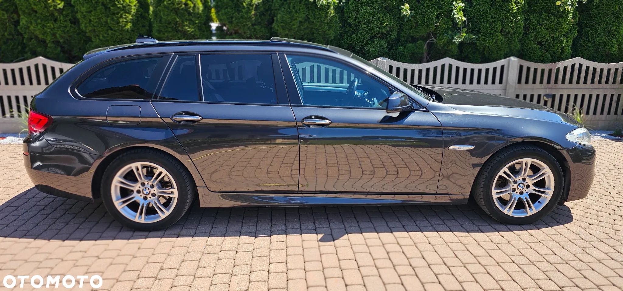 BMW Seria 5 520d Touring - 1