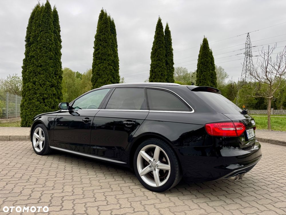Audi A4 Avant 2.0 TDI DPF quattro S line Sportpaket - 28