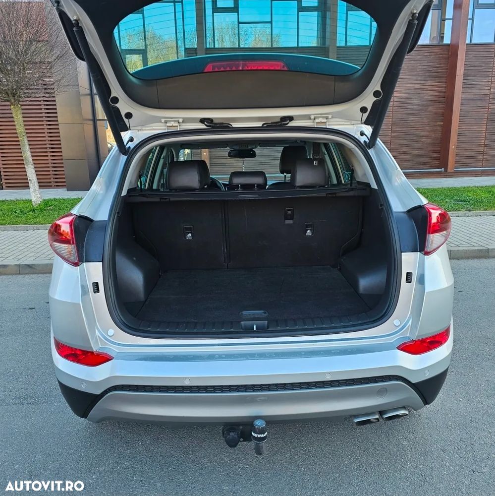 Hyundai Tucson 2.0 CRDI 4WD Automatik Advantage - 28