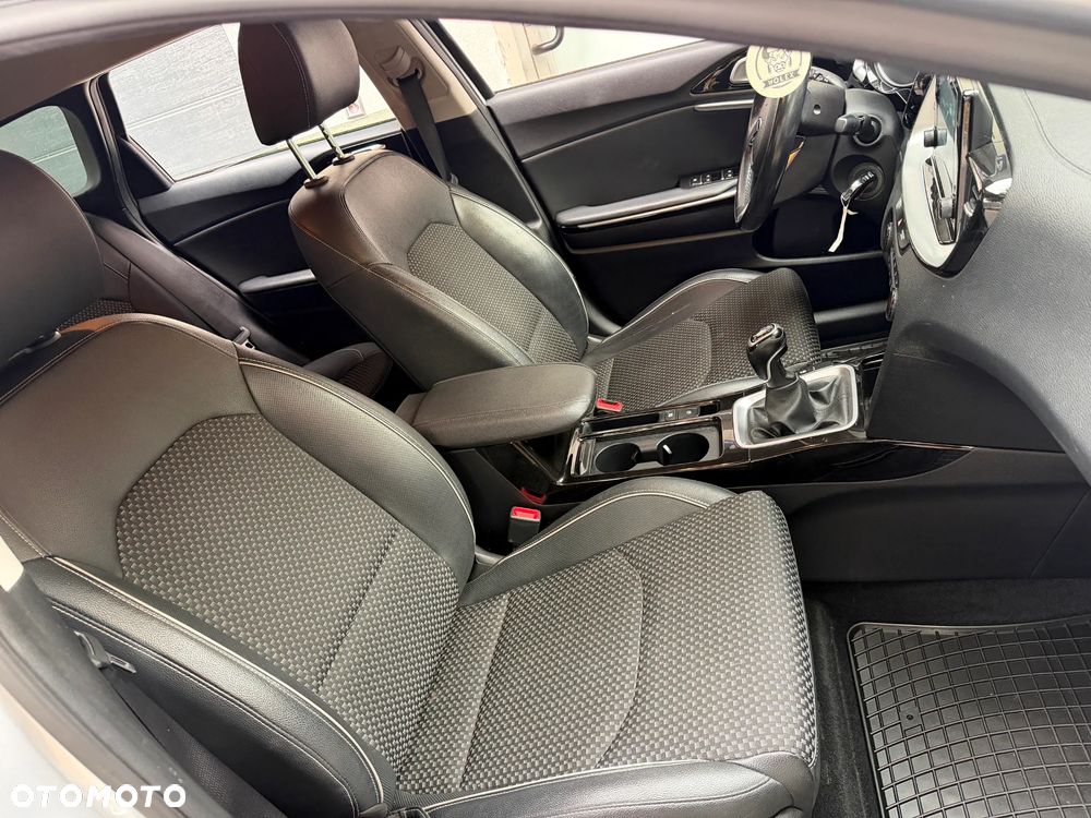 Kia Ceed 1.6 CRDi L Business Line - 25