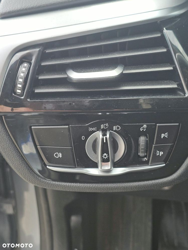 BMW Seria 5 - 13
