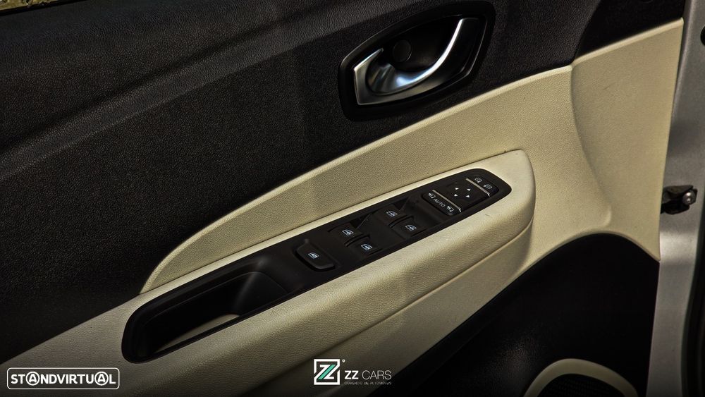 Renault Captur 1.0 TCe Exclusive - 21