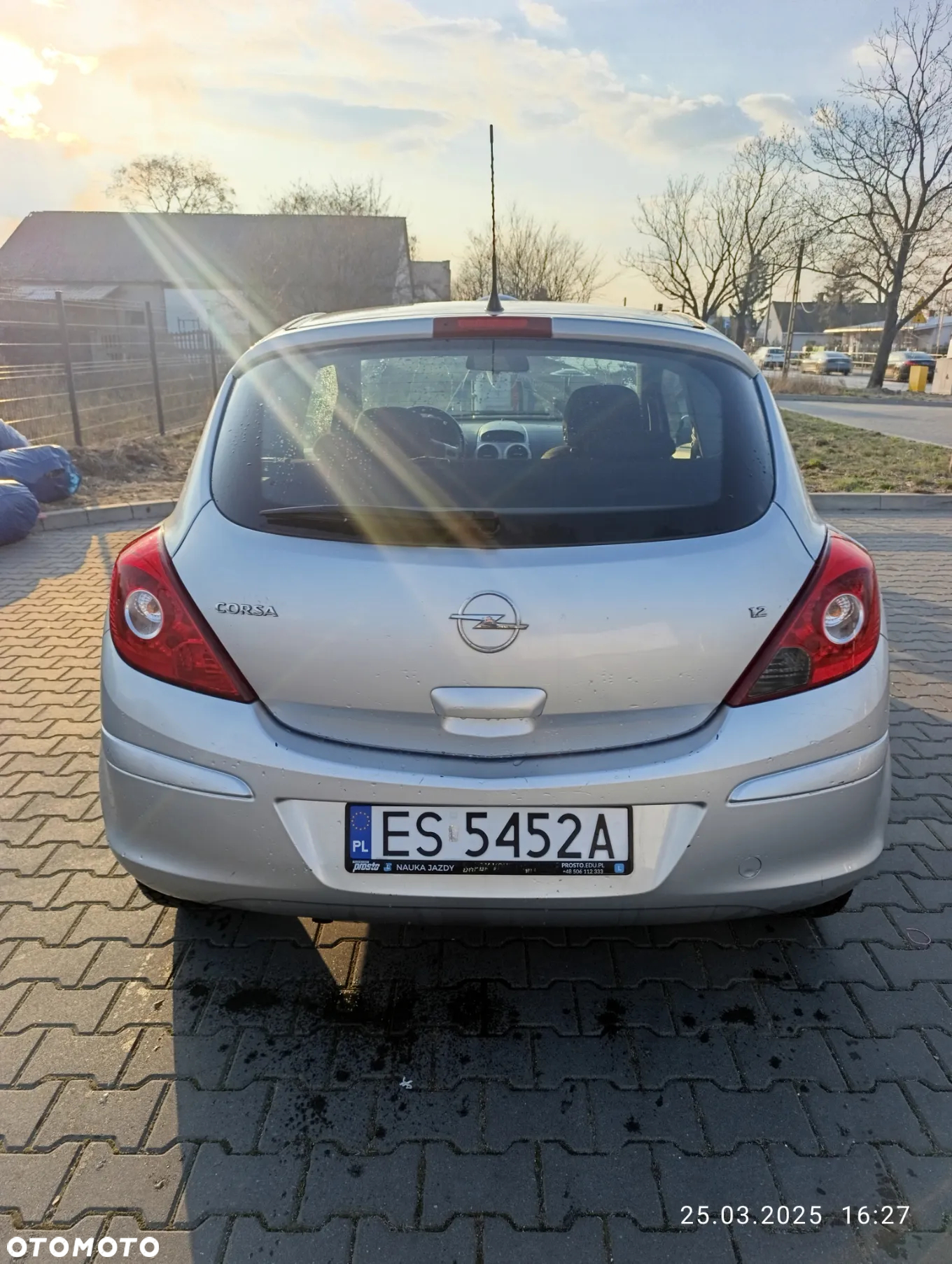 Opel Corsa 1.2 16V Cosmo - 10