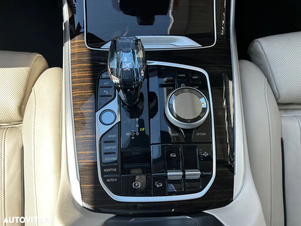 BMW X7 xDrive40i MHEV - 16