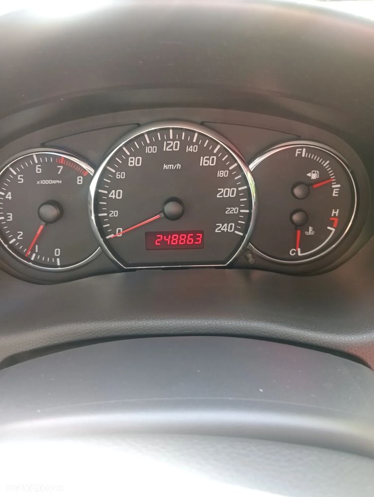 Suzuki Swift 1.6 Sport - 1