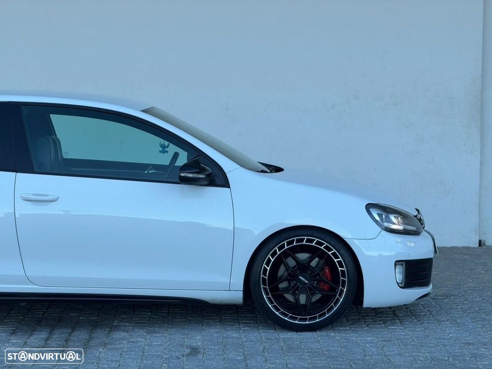 VW Golf 2.0 GTI DSG - 11