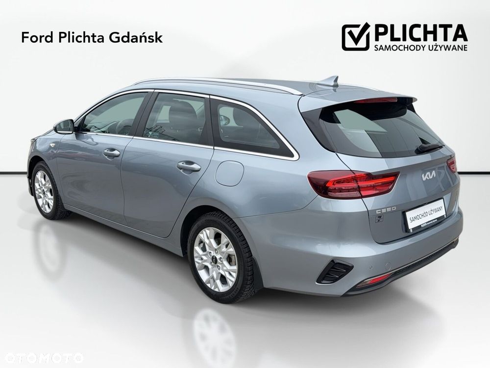 Kia Ceed - 8