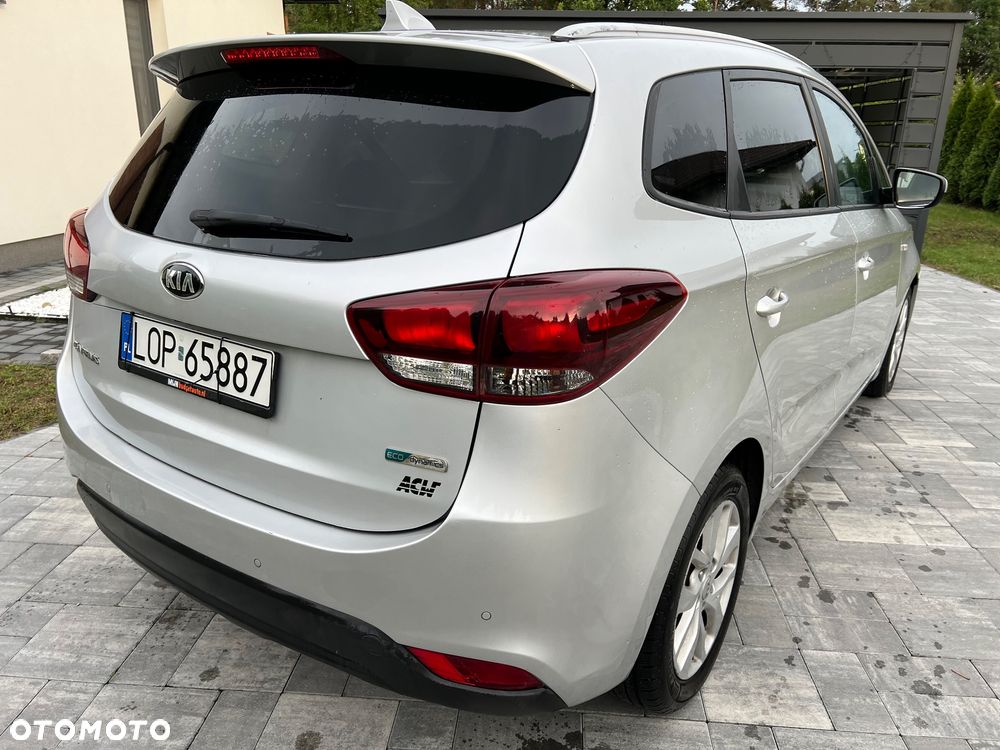 Kia Carens 1.7 CRDi L DCT - 10