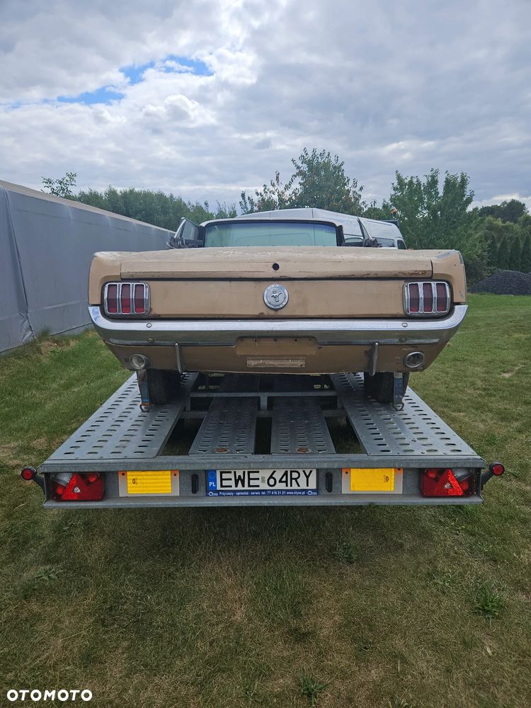 Ford Mustang - 3