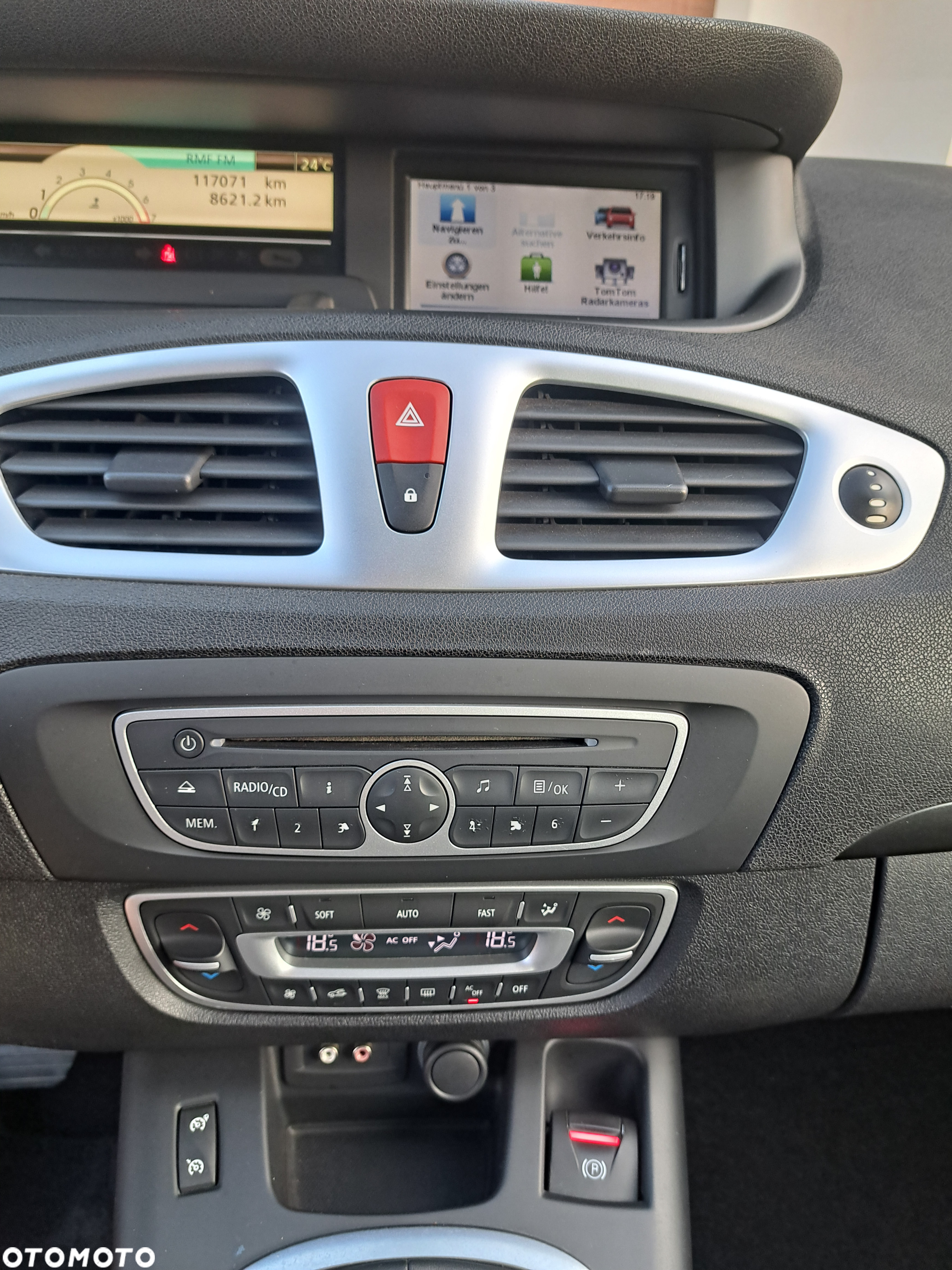 Renault Scenic 1.4 16V TCE TomTom Edition - 17