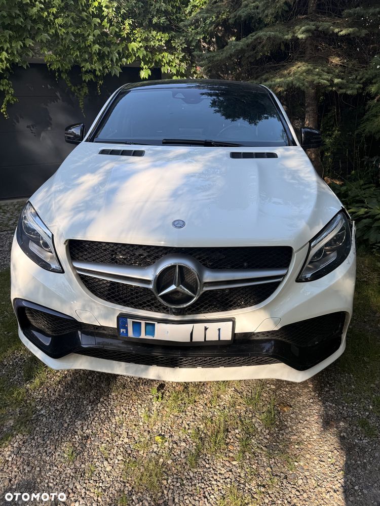 Mercedes-Benz GLE - 1