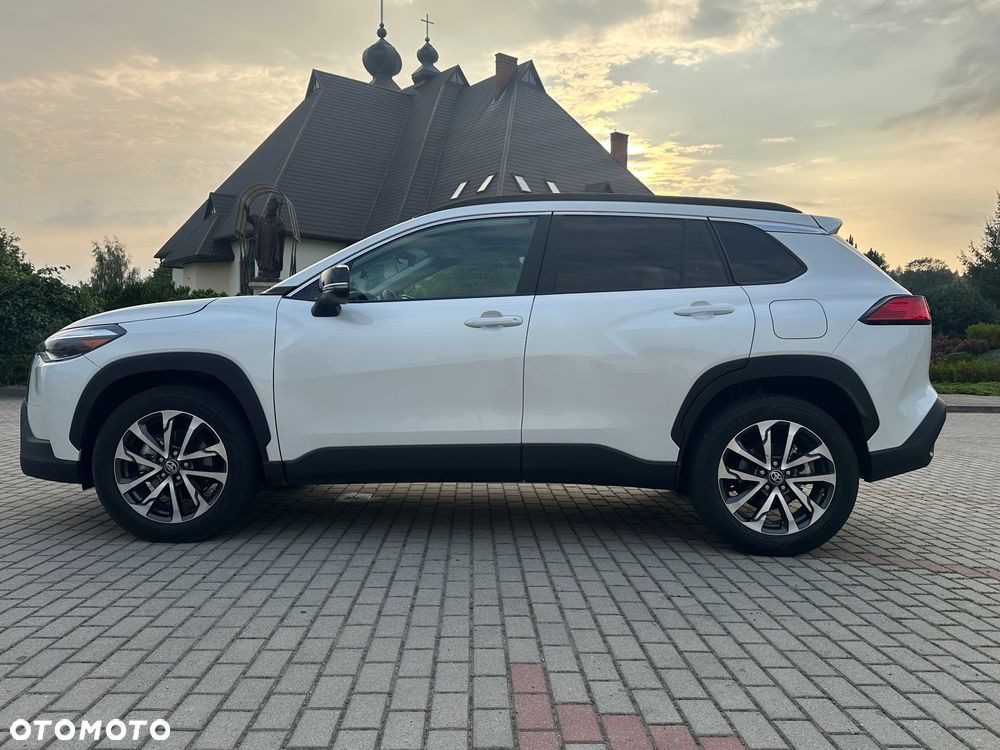 Toyota Corolla Cross - 12