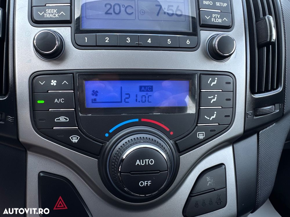 Hyundai i30 1.4 blue Comfort - 16