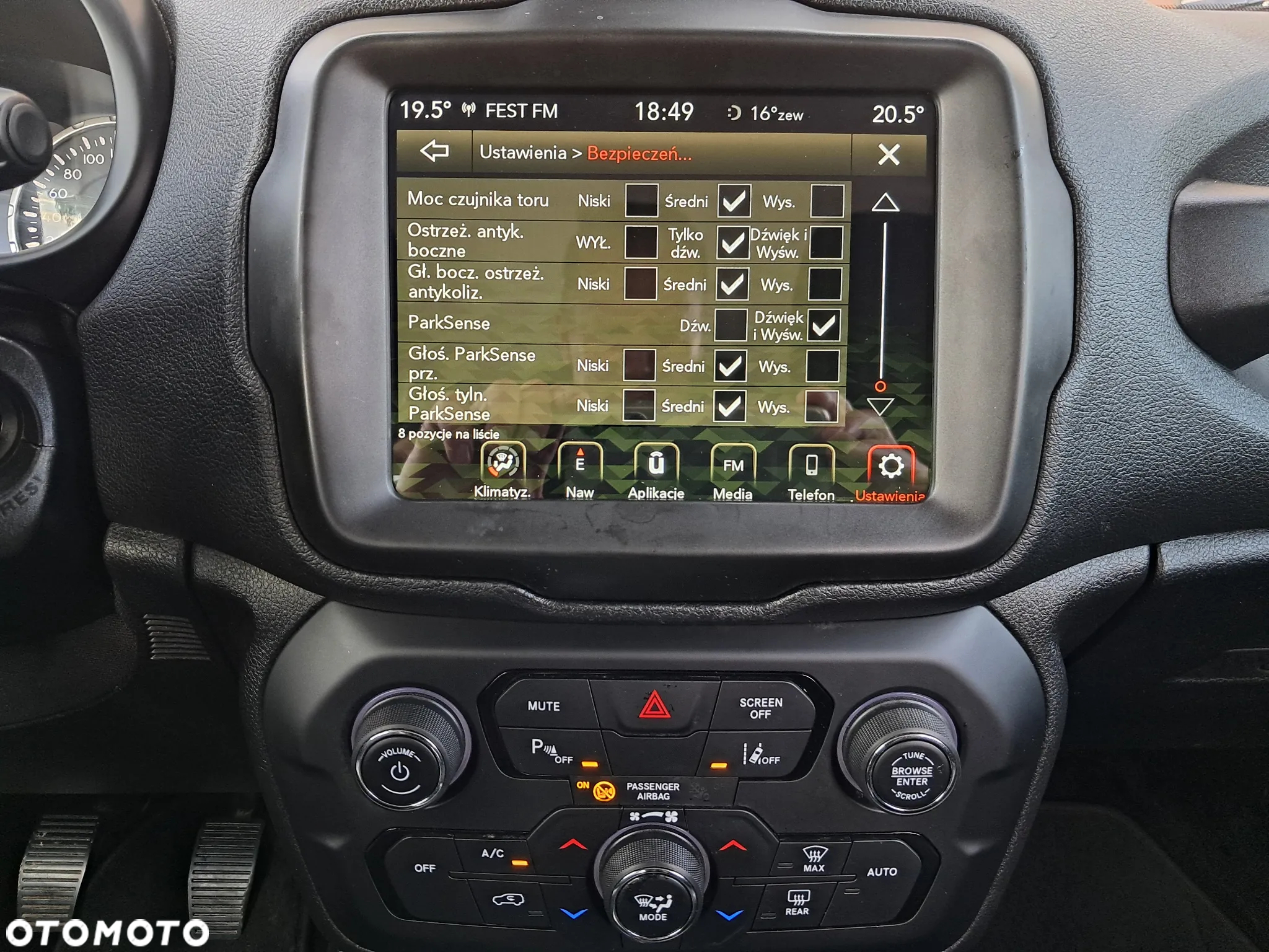 Jeep Renegade 1.4 MultiAir Limited FWD S&S - 33