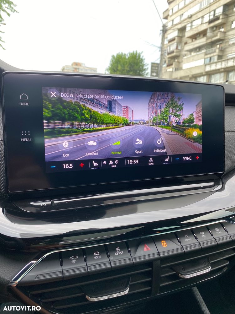 Skoda Octavia 2.0 TDI DSG Sportline - 13