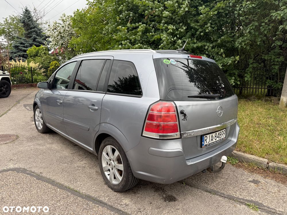 Opel Zafira 1.9 CDTI Elegance - 4