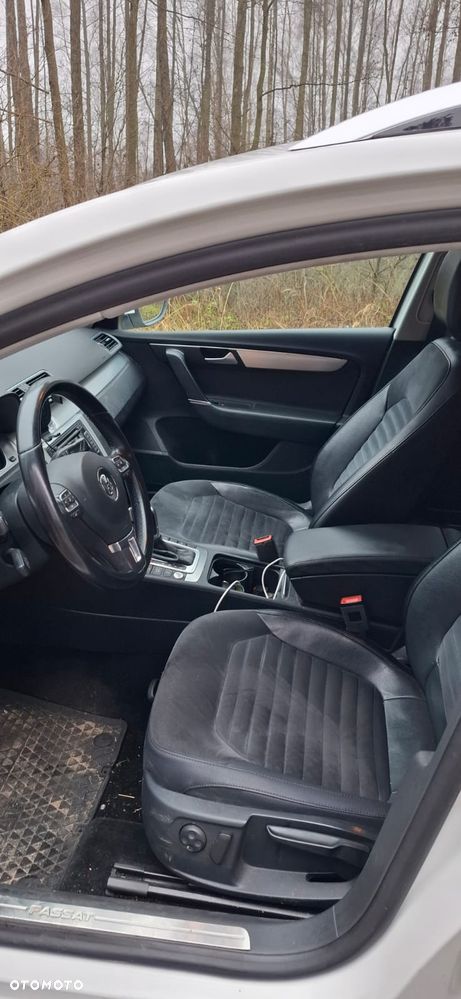 Volkswagen Passat 2.0 TDI Highline DSG - 7