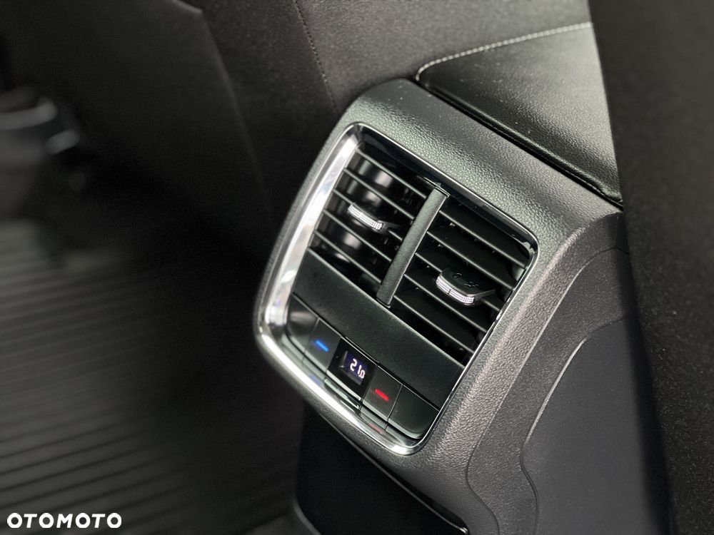 Skoda Octavia 2.0 TDI SCR Style DSG - 40