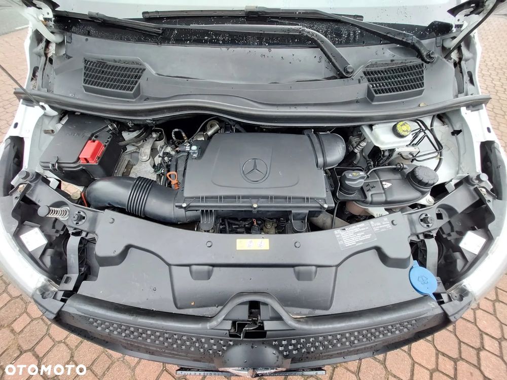 Mercedes-Benz VITO 111 - 13