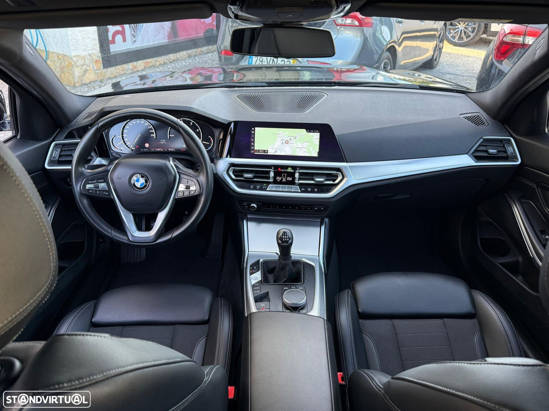 BMW 318 d Line Sport - 26